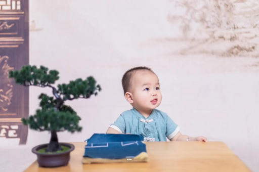 凤城宝宝发烧有哪些症状